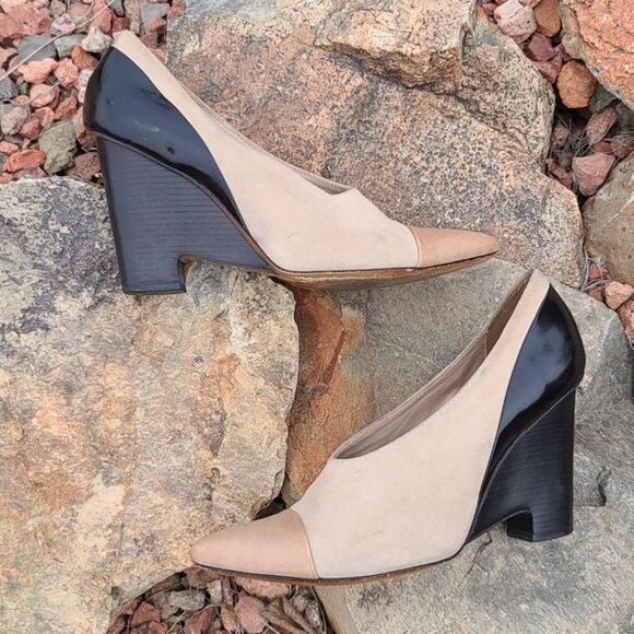 DEREK LAM 10 CROSBY Ynez Suede Colorblock Wedges 8 Heels Captoe Nude Blemishes - Picture 14 of 14